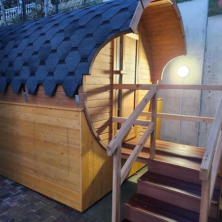 Haus Strandkoerv Mit Fass-Sauna Loddin Dış mekan fotoğraf