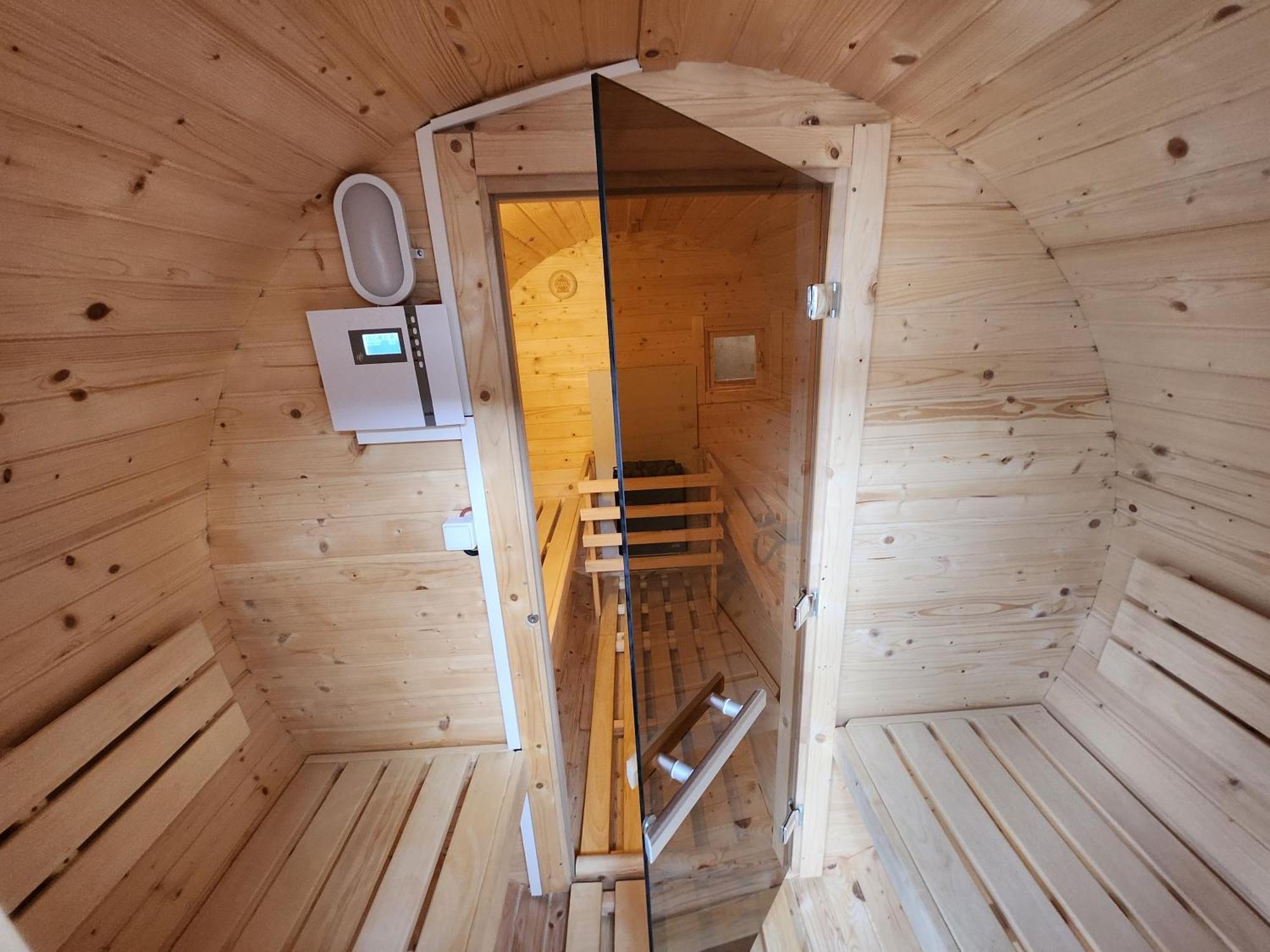 Haus Strandkoerv Mit Fass-Sauna Loddin Dış mekan fotoğraf