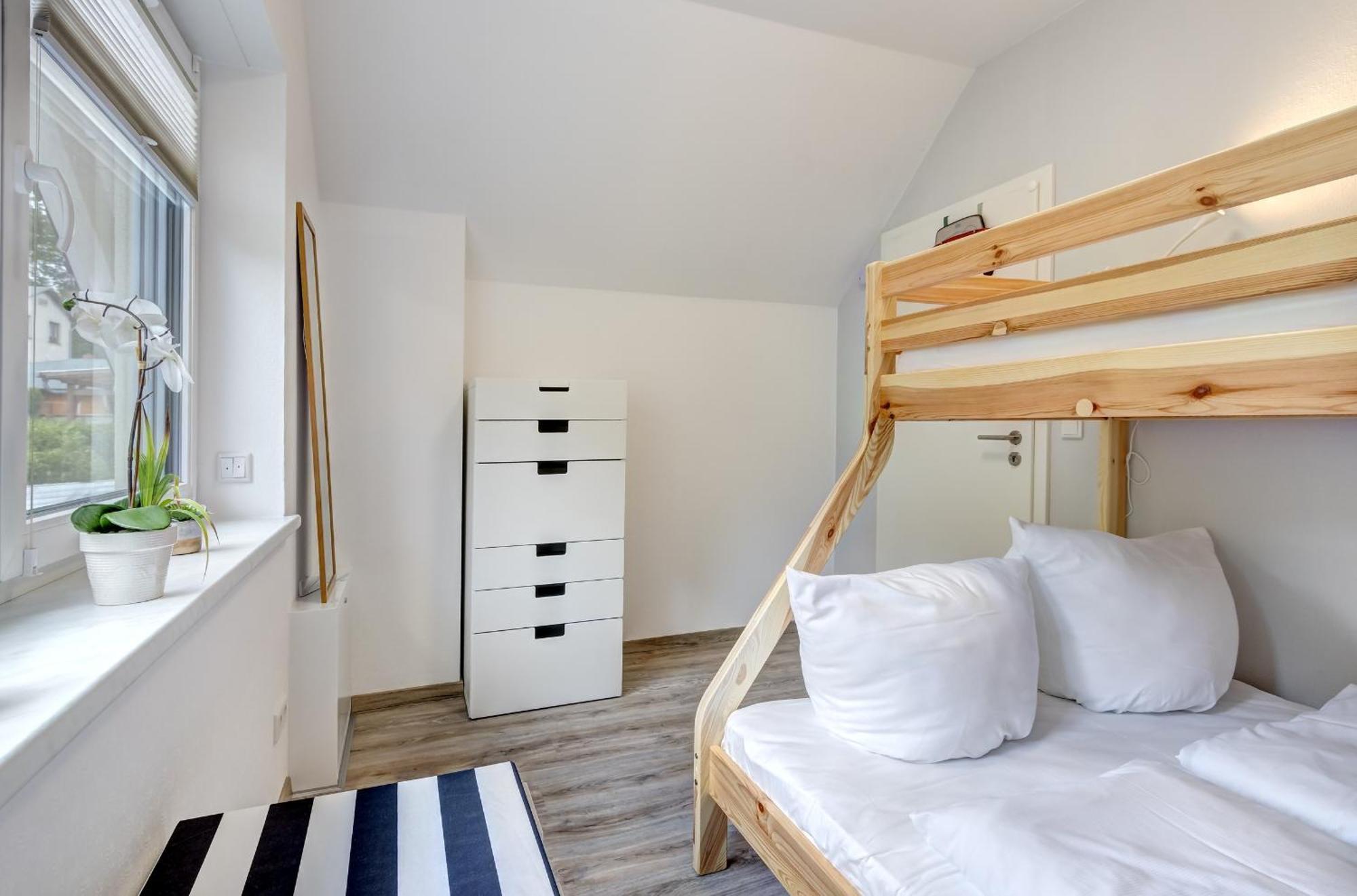 Haus Strandkoerv Mit Fass-Sauna Loddin Dış mekan fotoğraf